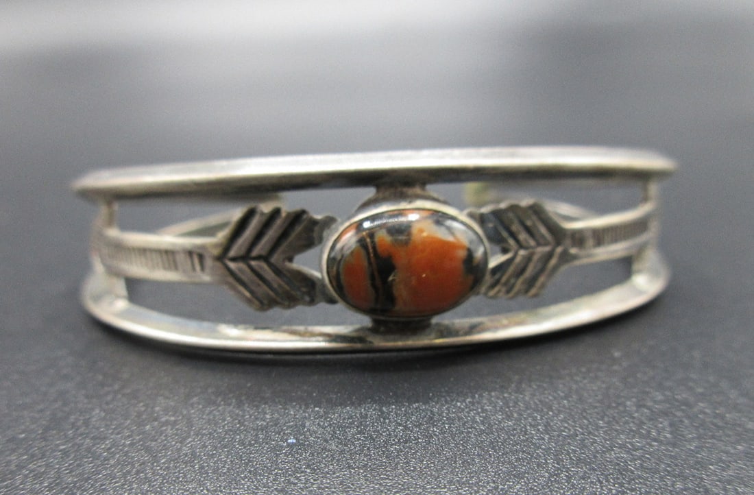 Vintage Native American Indian Navajo amber, agate or petrified wood. sterling silver bracelet (1 of 4)