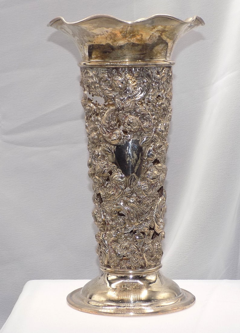 Ornate vintage sterling silver trumpet vase center piece (1 of 10)