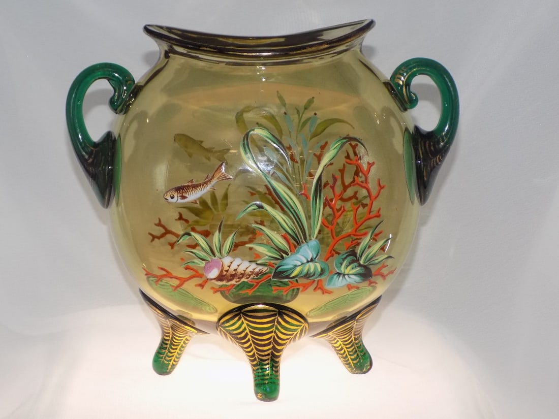 Fabulous antique signed Moser art glass footed vase with underwater scene: Fabulous antique signed Moser art glass footed vase with underwater scene. Signed as shown in photo. Beautiful colors. In very good original as found condition. Great quality and detail. 6 ¼ tall