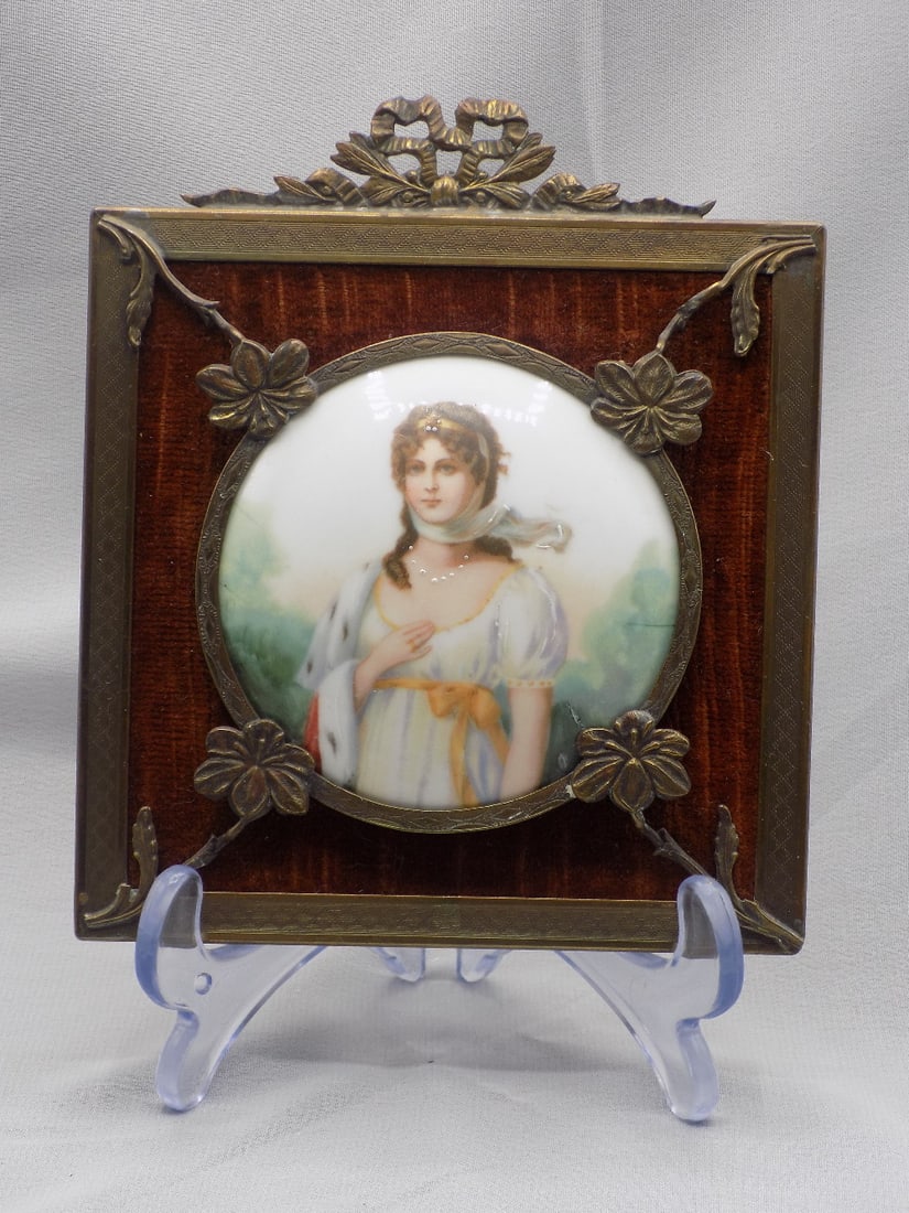 Antique miniature painting on porcelain with fancy brass frame (1 of 4)