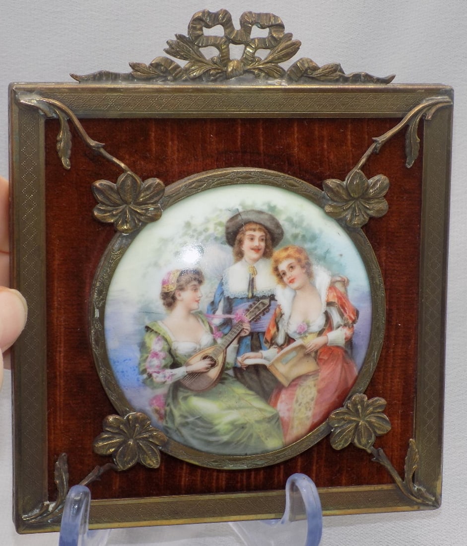 Antique miniature painting on porcelain with fancy brass frame (1 of 4)