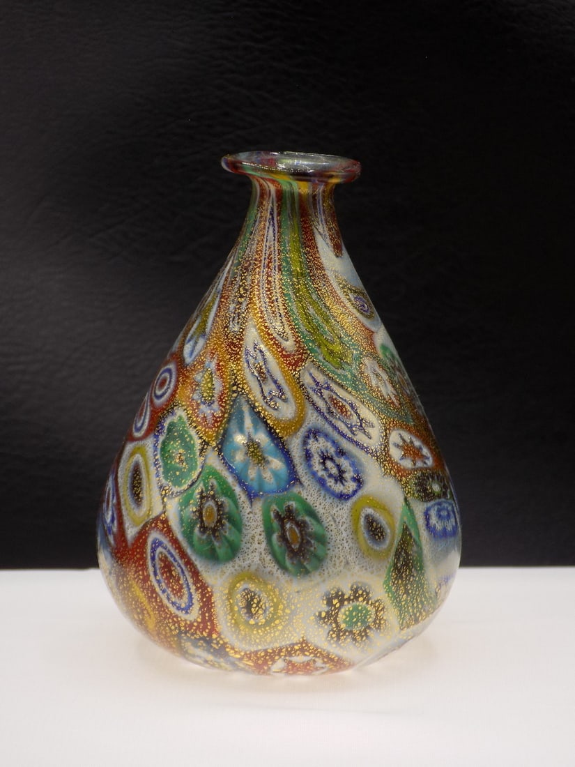 Very fine vintage millefiori art glass vase with gold dust: Very fine vintage millefiori art glass vase with gold dust. Original label as shown in photo. Beautiful colors. In very good original as found condition. Great quality and detail. 3 3/8 inches tall. 2