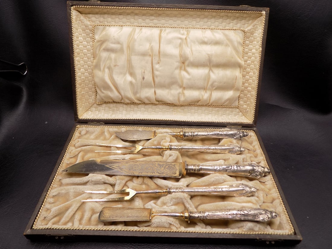 Fancy antique five piece silver fish serving set in original box (1 of 8)