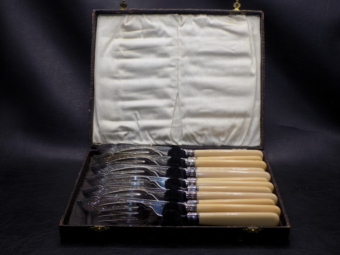 Fancy antique twelve piece silver fish serving set in original box. (1 of 8)