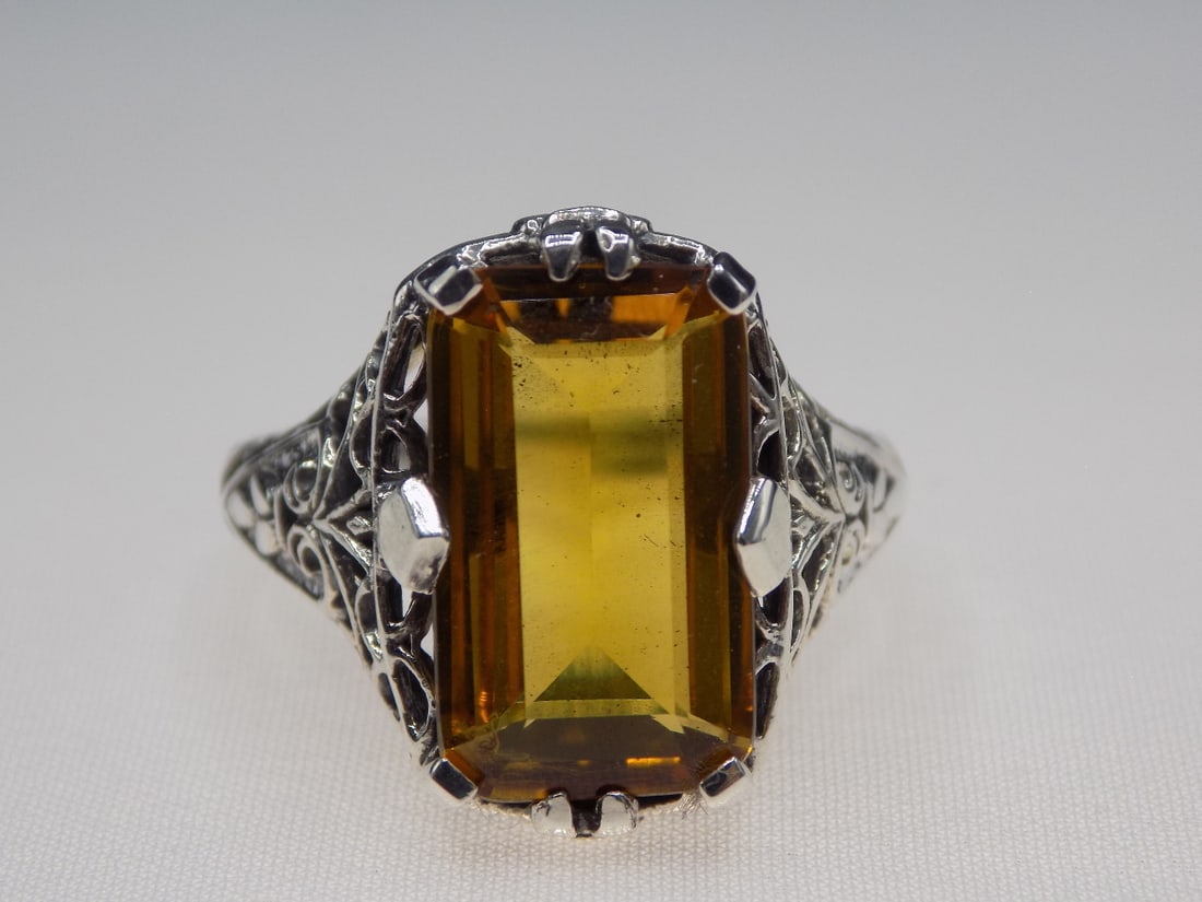 Beautiful 8 ct citrine sterling silver ring (1 of 5)