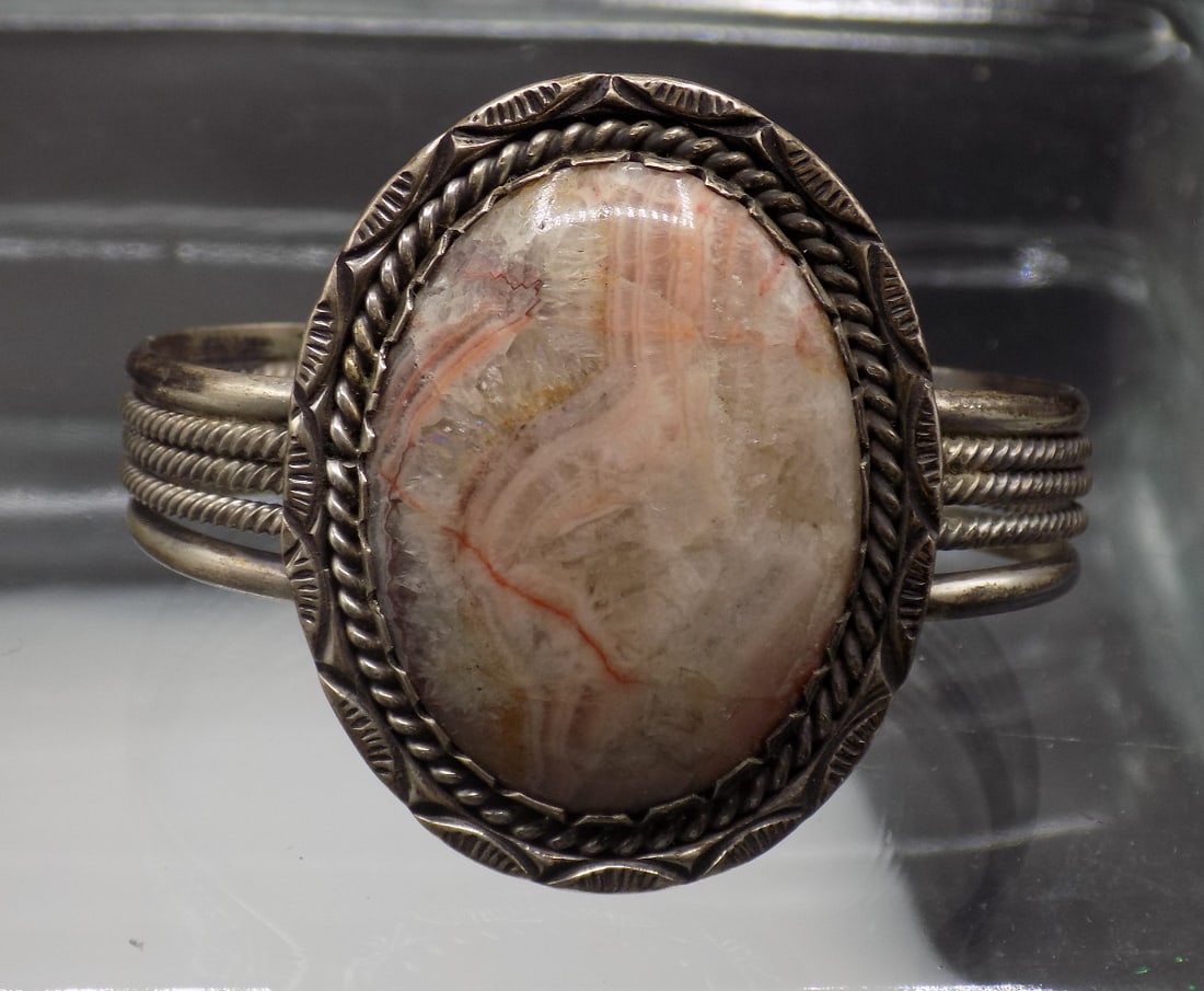 Vintage Native American IndianNavajo jasper or petrified wood and sterling silver bracelet (1 of 6)