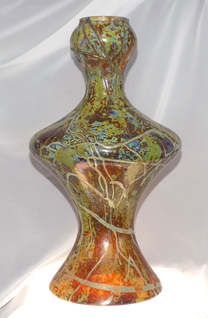 Beautiful Bohemian Art Nouveau iridescent art glass vase (1 of 9)