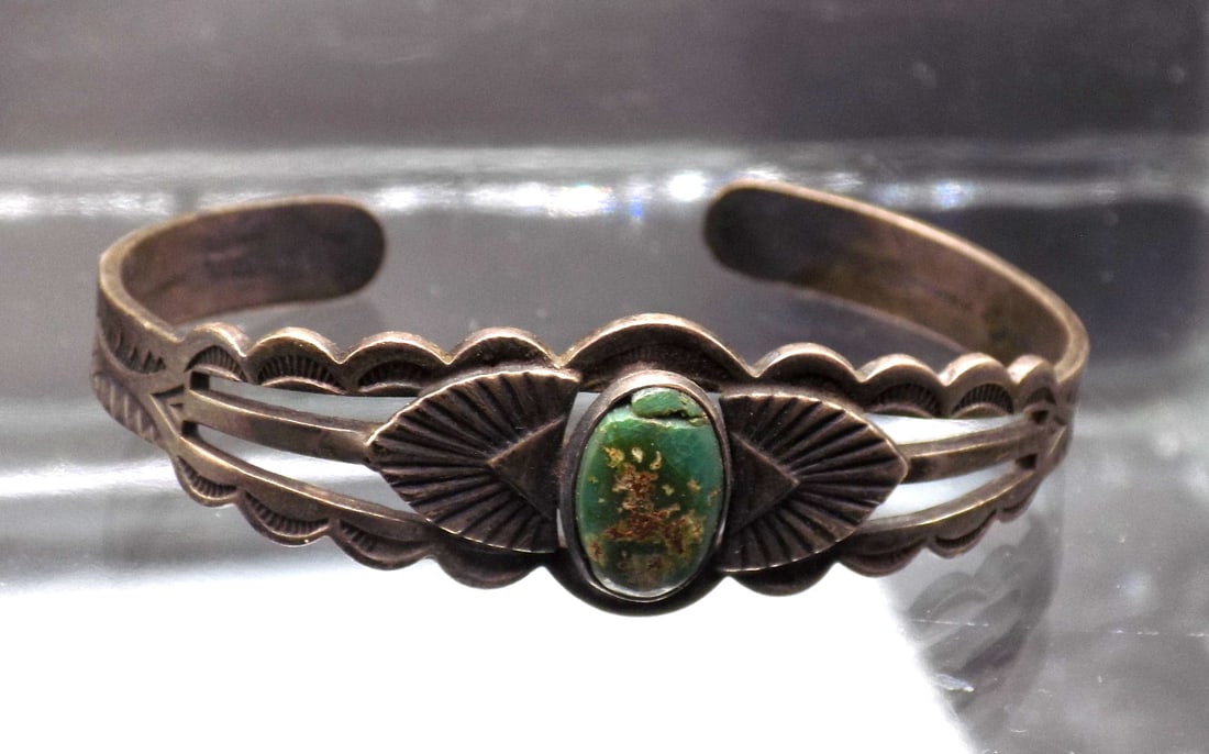 Antique Native American Indian Navajo green turquoise and sterling silver bracelet (1 of 5)
