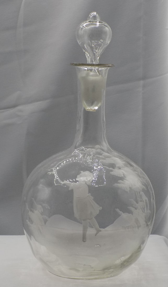 Vintage hand decorated liquor bottle (1 of 7)