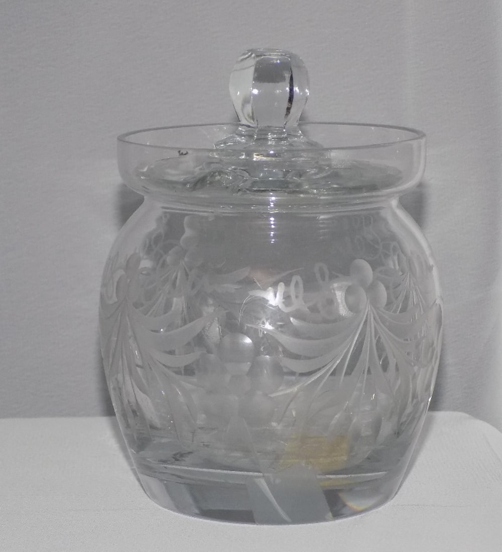 Antique cut glass jam jar. (1 of 5)
