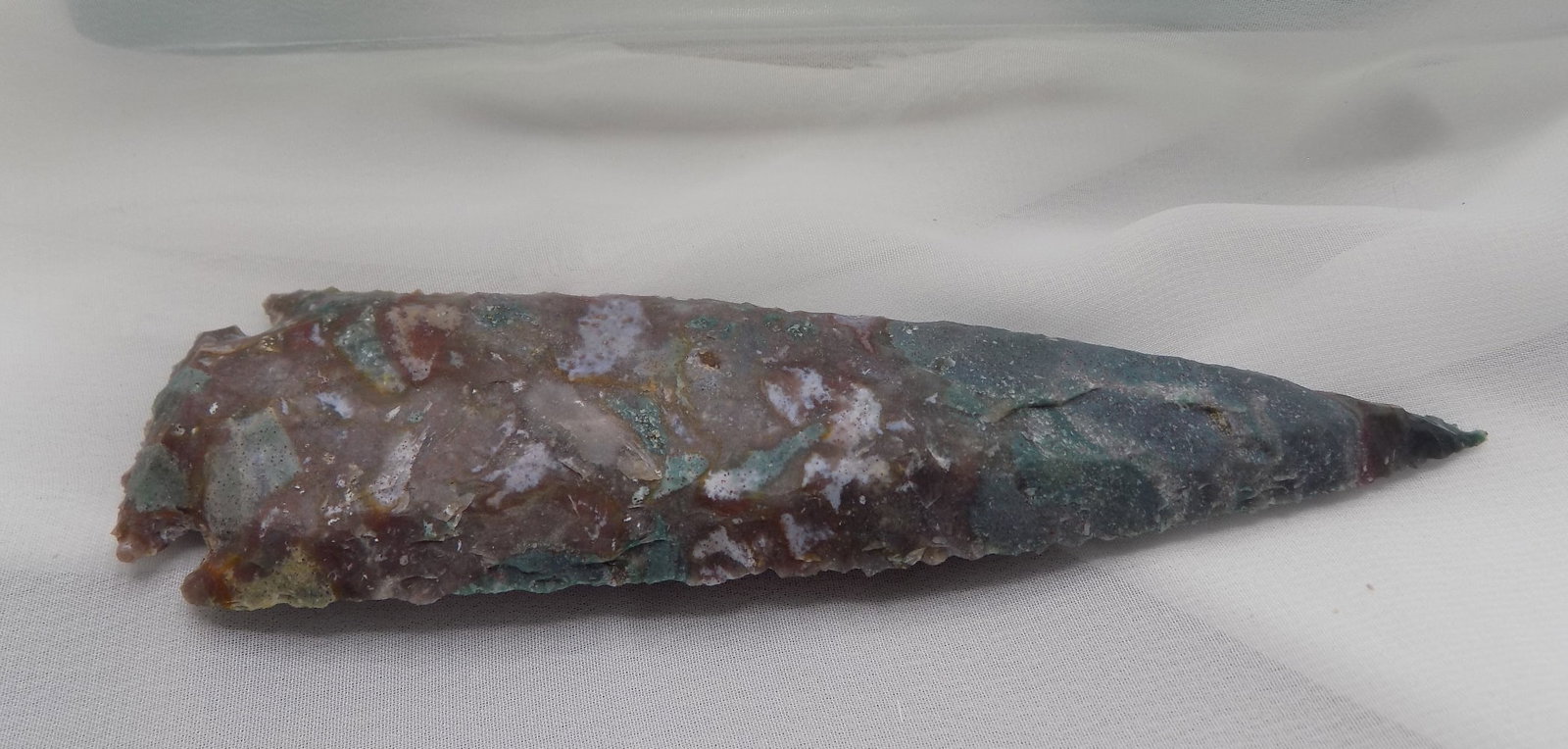 Large Native American Indian spear or arrowhead (1 of 4)