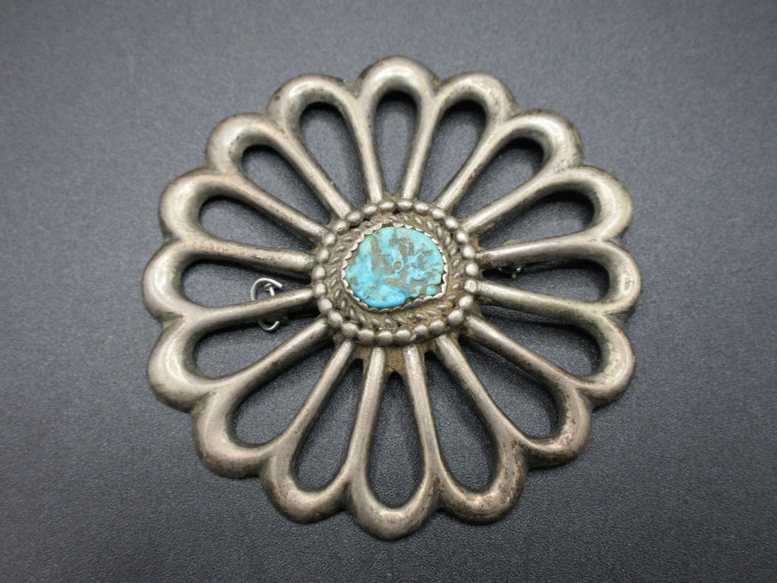 Vintage Native American Indian turquoise sterling silver broach: Vintage Native American Indian turquoise sterling silver broach. Marked as shown In photo. Beautiful colors. In very good original as found condition. Great quality and detail. 2 ½ inches wide. 3