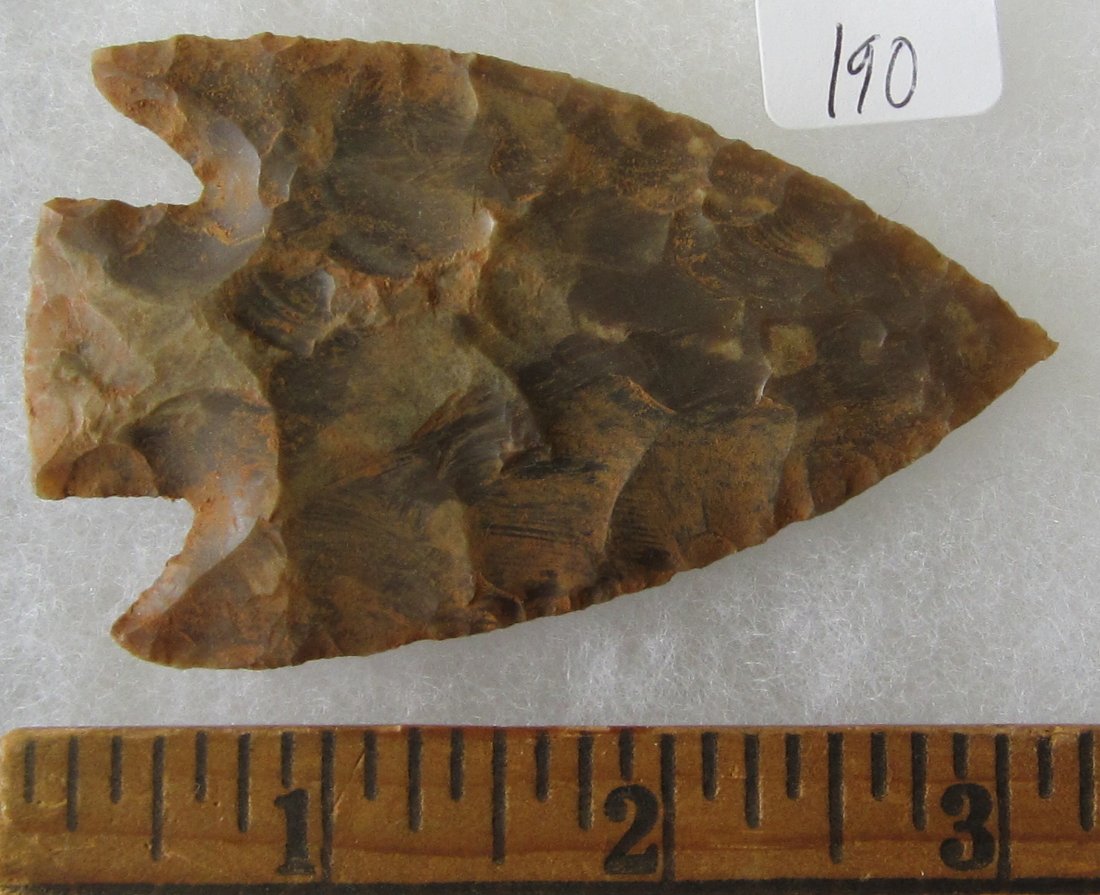 Great Stone 3 1/8 inch Arrow Head or Spear Head. In: Great Stone 3 1/8 inch Arrow Head or Spear Head. . In good condition as shown in photos. They are all sold with no provenance as I do not know what to call them, you will be the expert