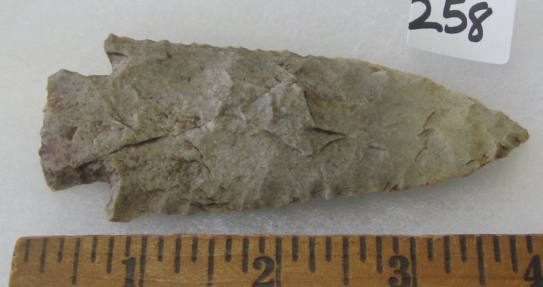 Great Stone 3 7/8 inch Arrow Head or Spear Head. In: Great Stone 3 7/8 inch Arrow Head or Spear Head. . In good condition as shown in photos. They are all sold with no provenance as I do not know what to call them, you will be the expert