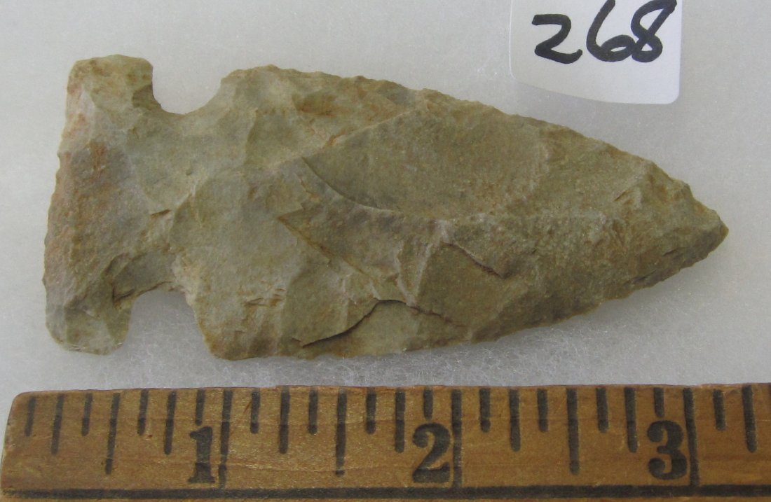 Great Stone 3 1/4 inch Arrow Head or Spear Head. In: Great Stone 3 1/4 inch Arrow Head or Spear Head. . In good condition as shown in photos. They are all sold with no provenance as I do not know what to call them, you will be the expert