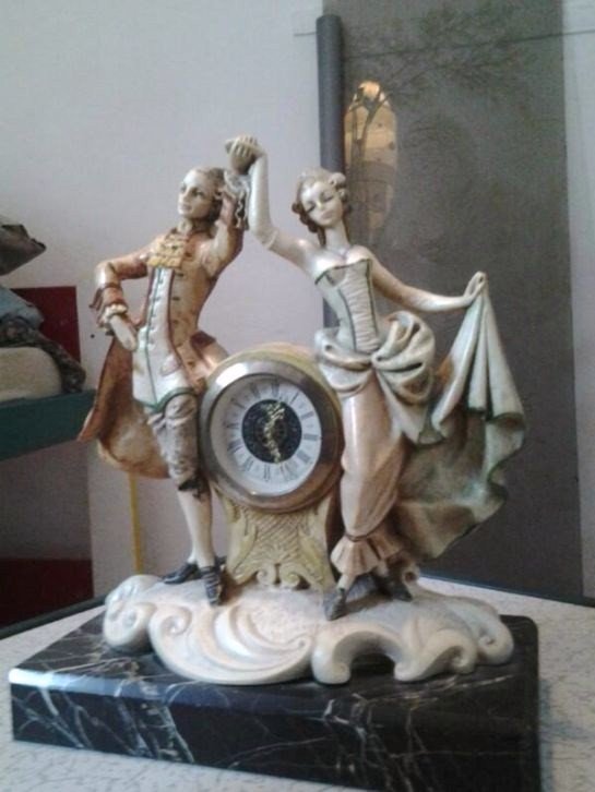 GERMAN ANTIQUE CLOCK: GERMAN ANTIQUE CLOCK