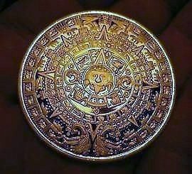 Gold Mayan Calendar 999 24 Karat Gold Coin: A super cool Mayan Calendar Golden Coin of 24 carat gold plated 999. The coin weighs 30 grams and is very beautiful! Sit in a capsule so that the currency is nicely protected. a nice addition to every