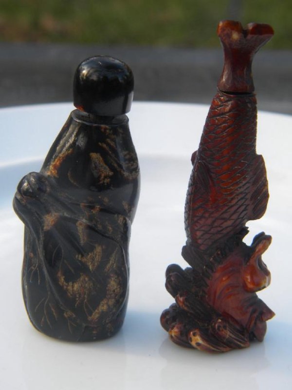 Two Antique Chinese Snuff Bottles (1 of 2)