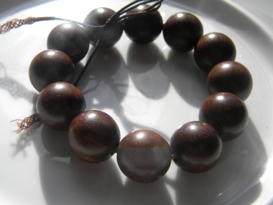 CHINESE BUDDAH Brown PRAYER BEADS BRACELET (1 of 2)
