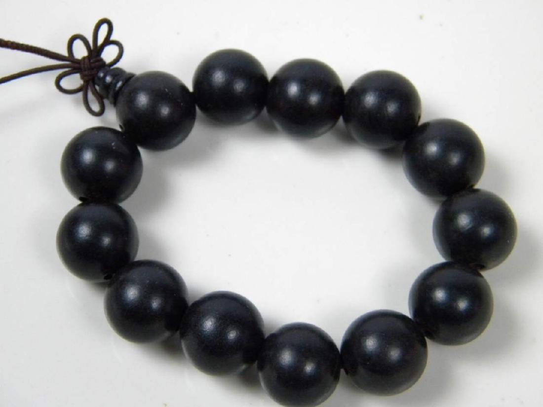 CHINESE BUDDAH BLACK PRAYER BEADS BRACELET (1 of 3)