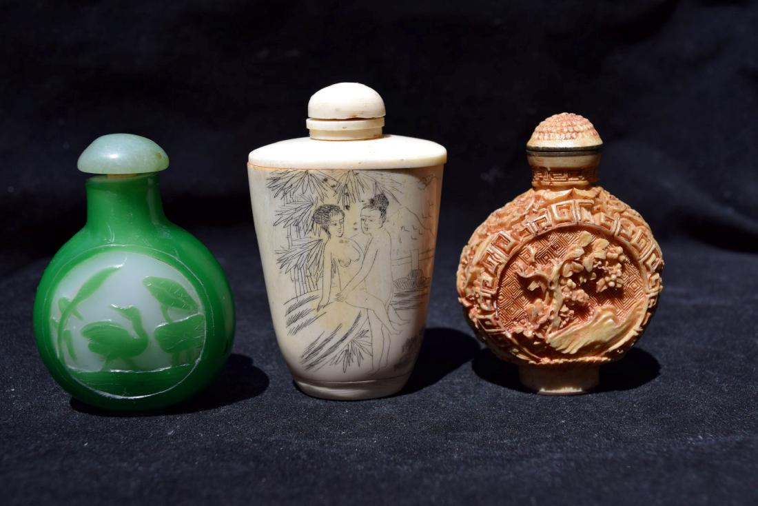 Three Chinese Snuff Bottles (1 of 4)