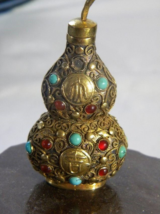 ANTIQUE CHINESE SILVER FILIGREE GOURD SNUFF BOTTLE (1 of 1)