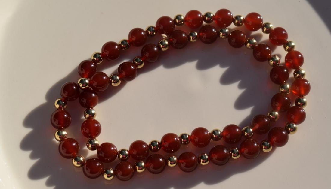 Vintage Red Carnelian Beads Necklace: Vintage Red Carnelian Beads Necklace, size of each bead 10mm, Length: 24"