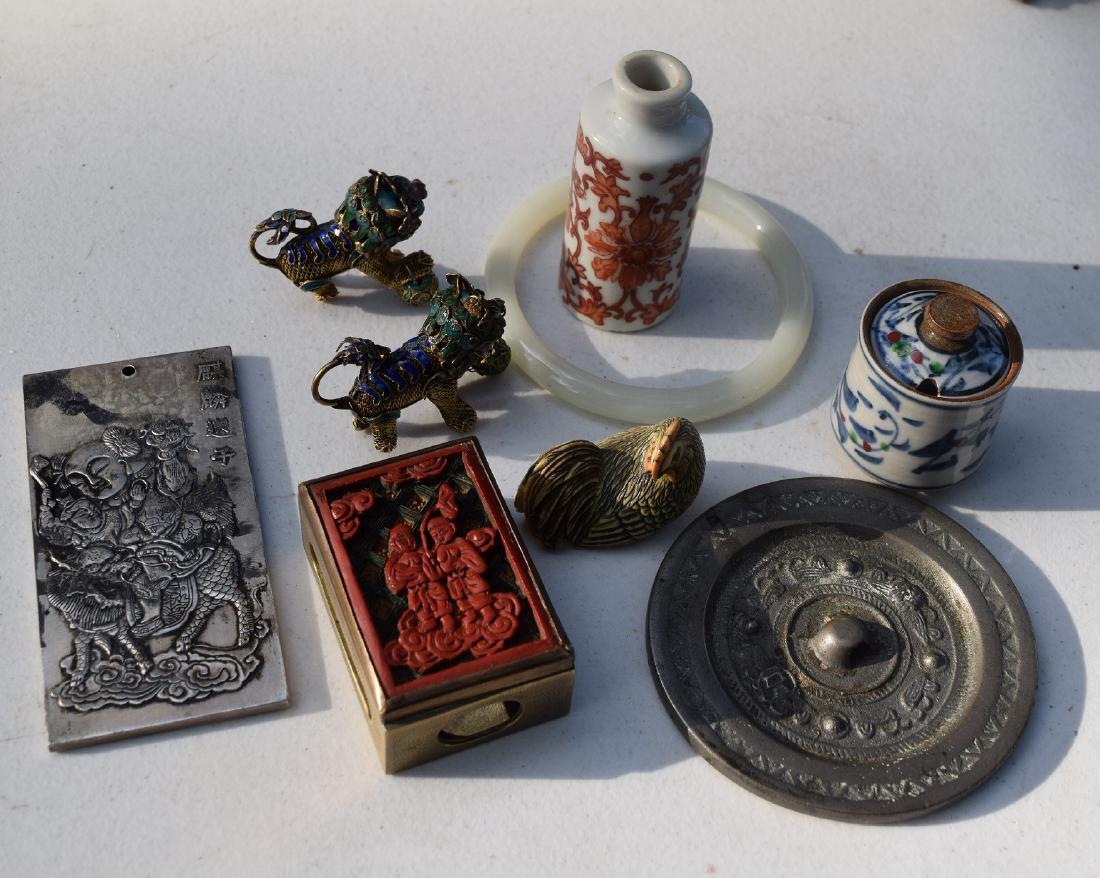 GROUP OF CHINESE ANTIQUE ITEMS (1 of 7)
