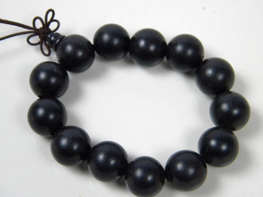 CHINESE BUDDAH BLACK PRAYER BEADS BRACELET (1 of 3)