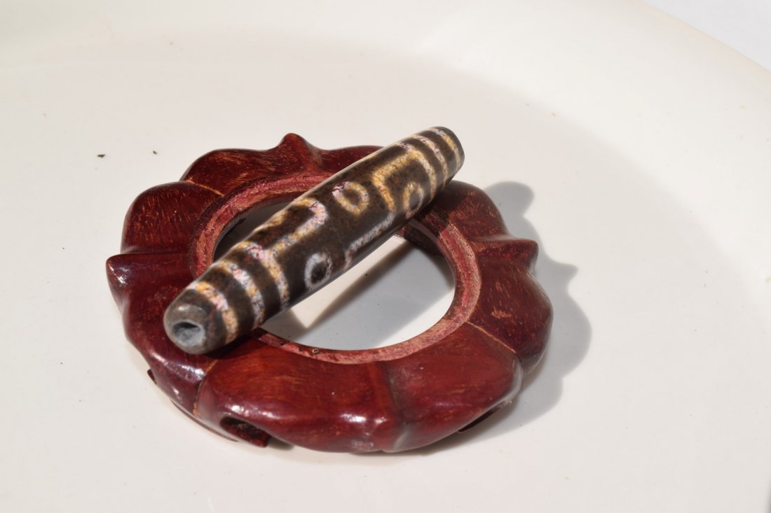 Antique Tibet Dzi Bead (1 of 4)