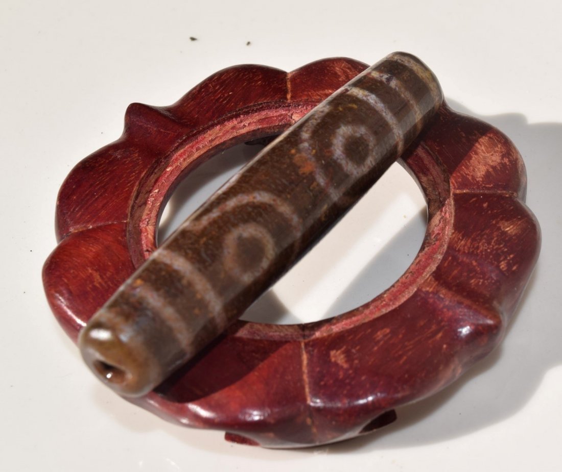 Antique Tibet Dzi Bead (1 of 3)