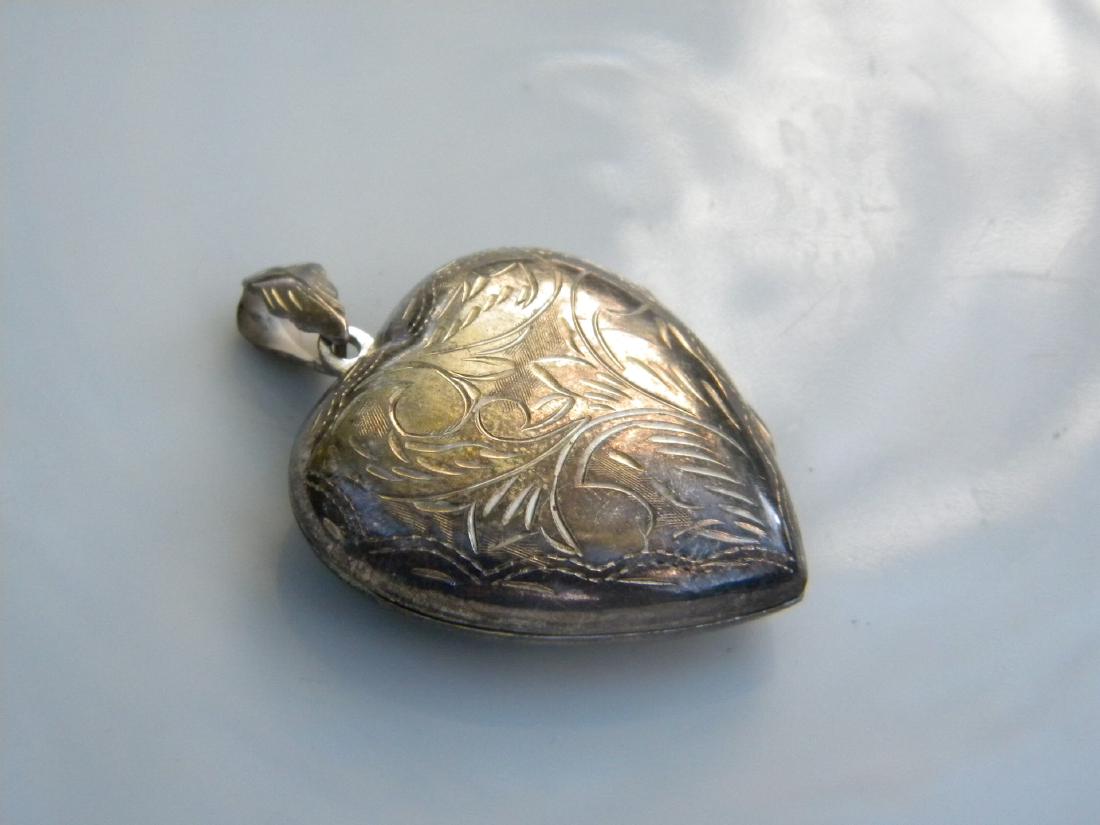 Antique Sterling Silver Heart Shape Pendant Picture (1 of 4)