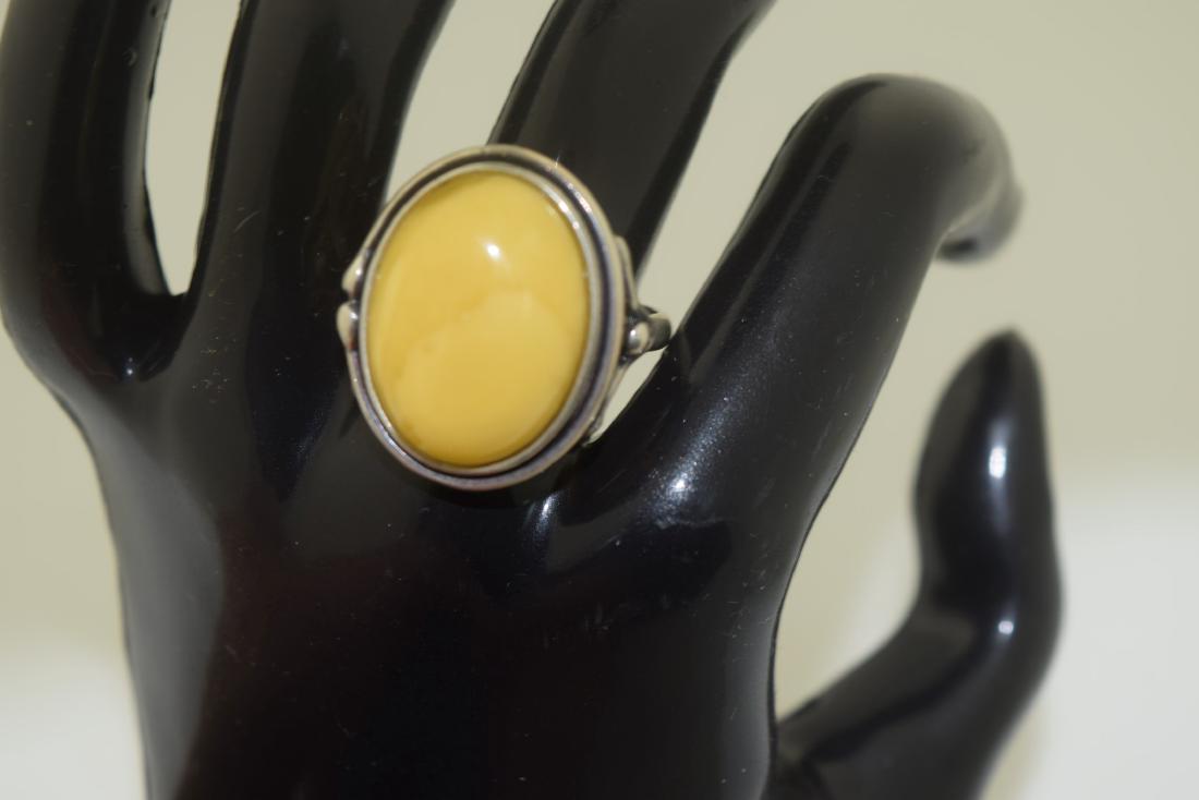 Vintage Butter Scotch Amber Silver Ring (1 of 5)