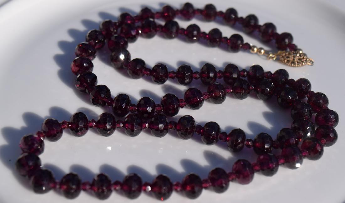 Vintage Garnet Beads Necklace (1 of 3)