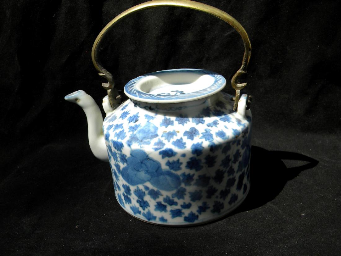 Antique Chinese Blue and White Teapot Qing Dynasty (1 of 6)