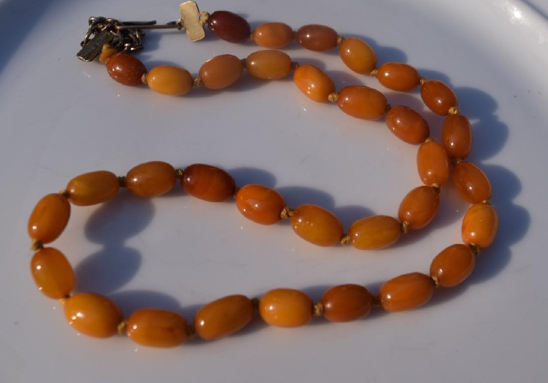 butter amber necklace