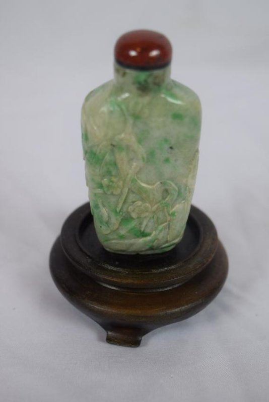 Antique Jadeite Snuff Bottle, Qing Dynasty (1 of 4)