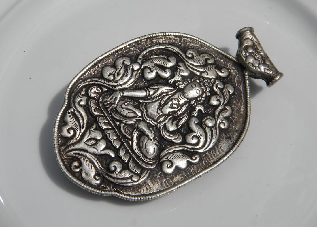 Vintage Tibet Sterling Silver Pendant (1 of 6)