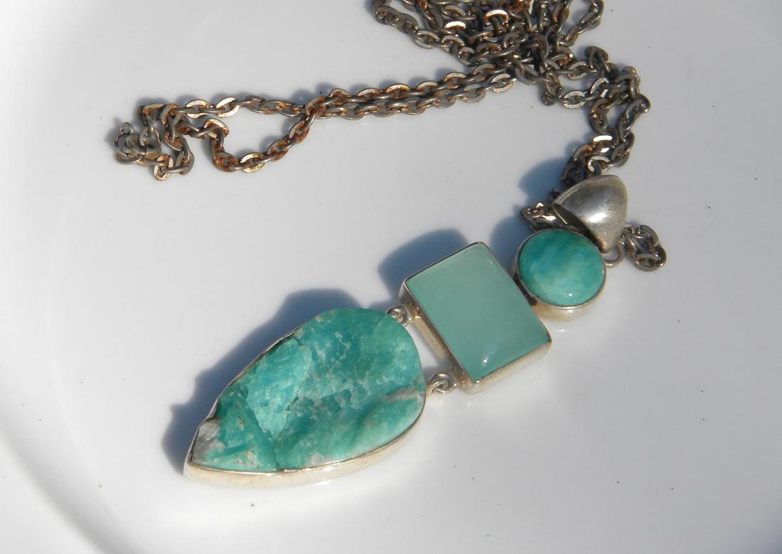 Vintage Sterling Green Stone Pendant (1 of 3)