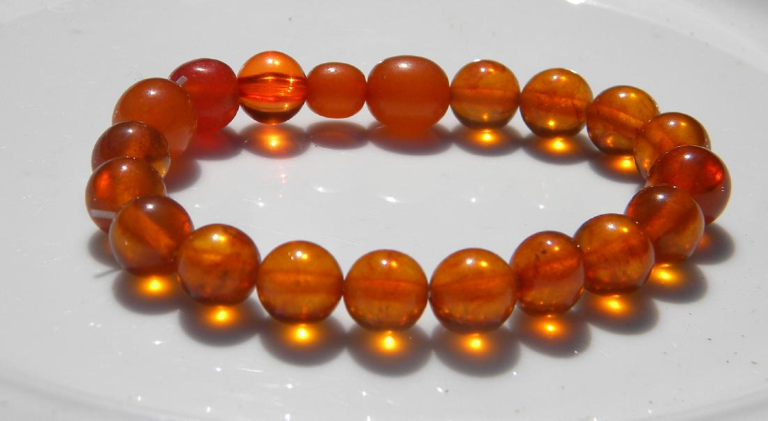 Natural Amber Beads Bracelet (1 of 3)