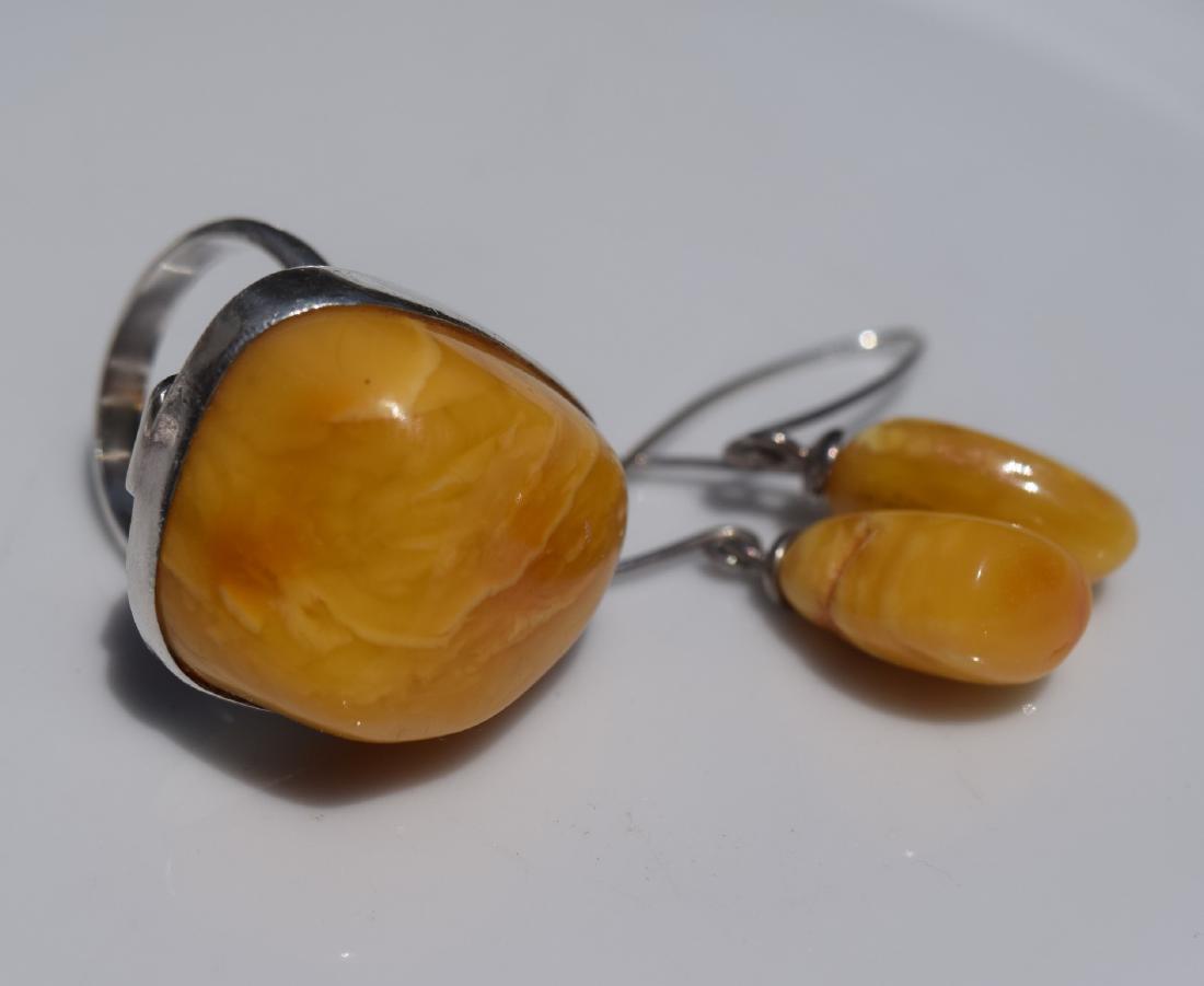 Set of Butter Scotch Amber Silver Ring and Earrings (1 of 4)