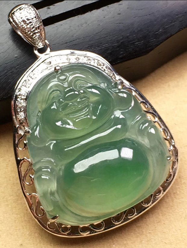 18K Gold Natural Green Jadeite Buddha Pendant (1 of 3)