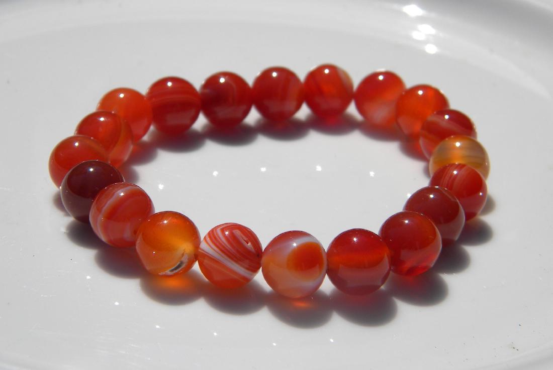 Vintage Carnelian Beads Bracelet: Vintage Carnelian Beads Bracelet, Size of each bead: 10mm