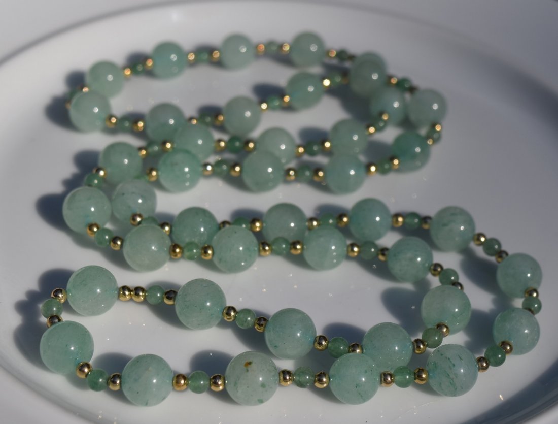 Vitnage Green Beads Necklace (1 of 1)