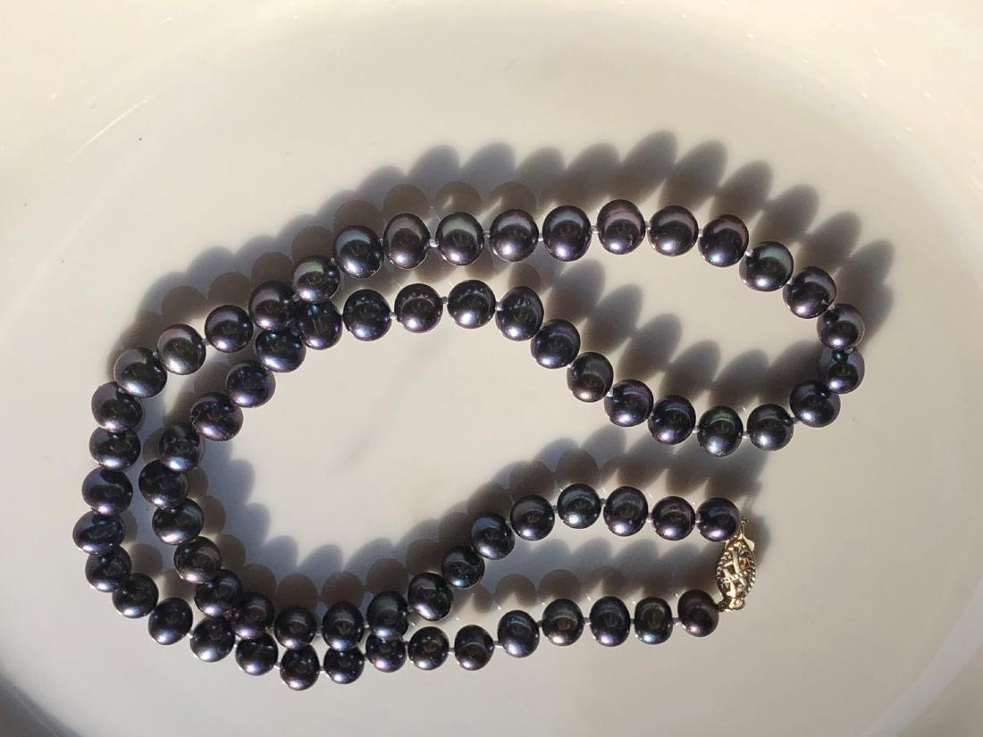 14K Gold Clasp Black Pearl Necklace, Marked 14K