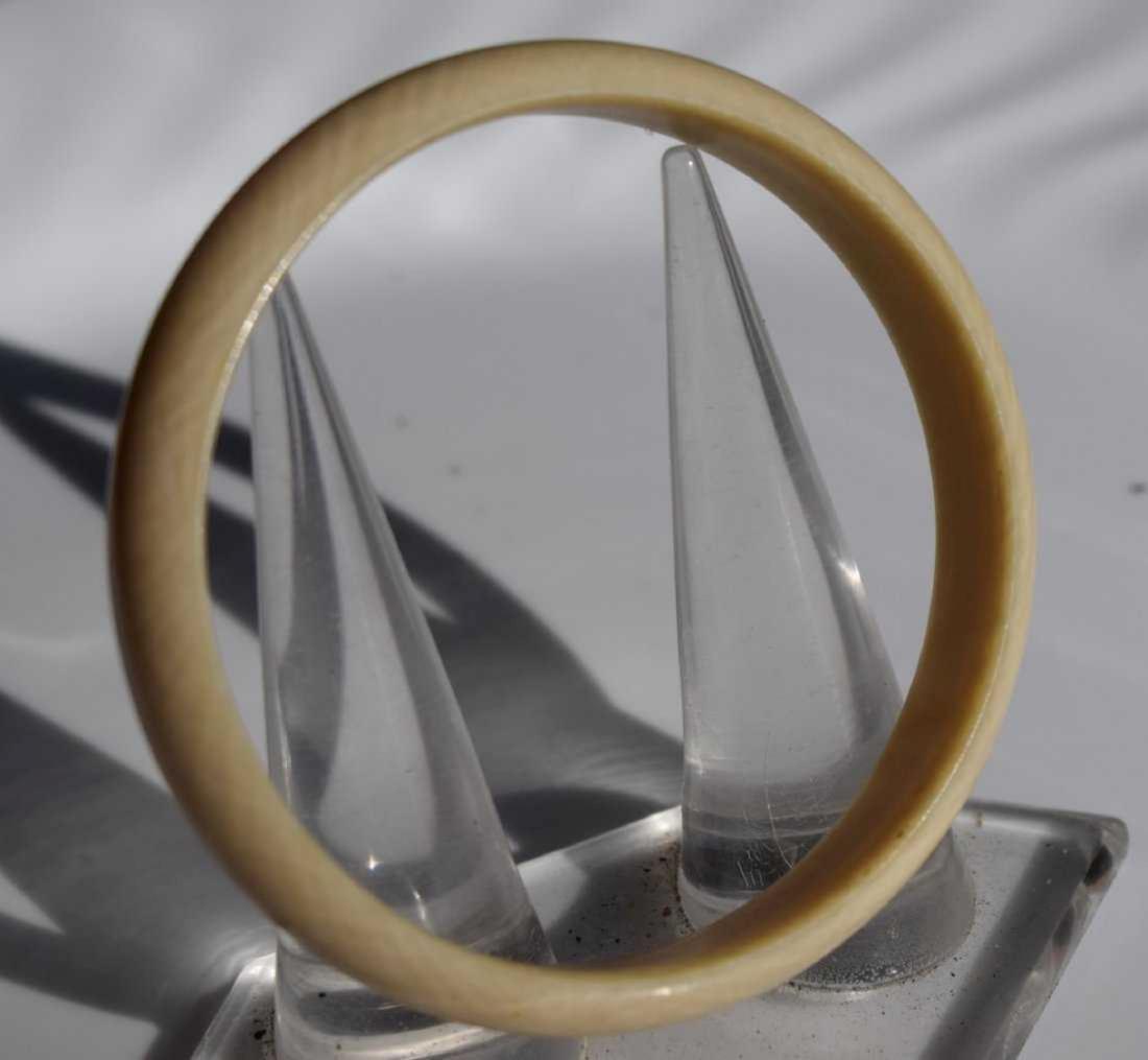 Antique Chinese Carved Bracelet, inner diameter 64mm (1 of 3)