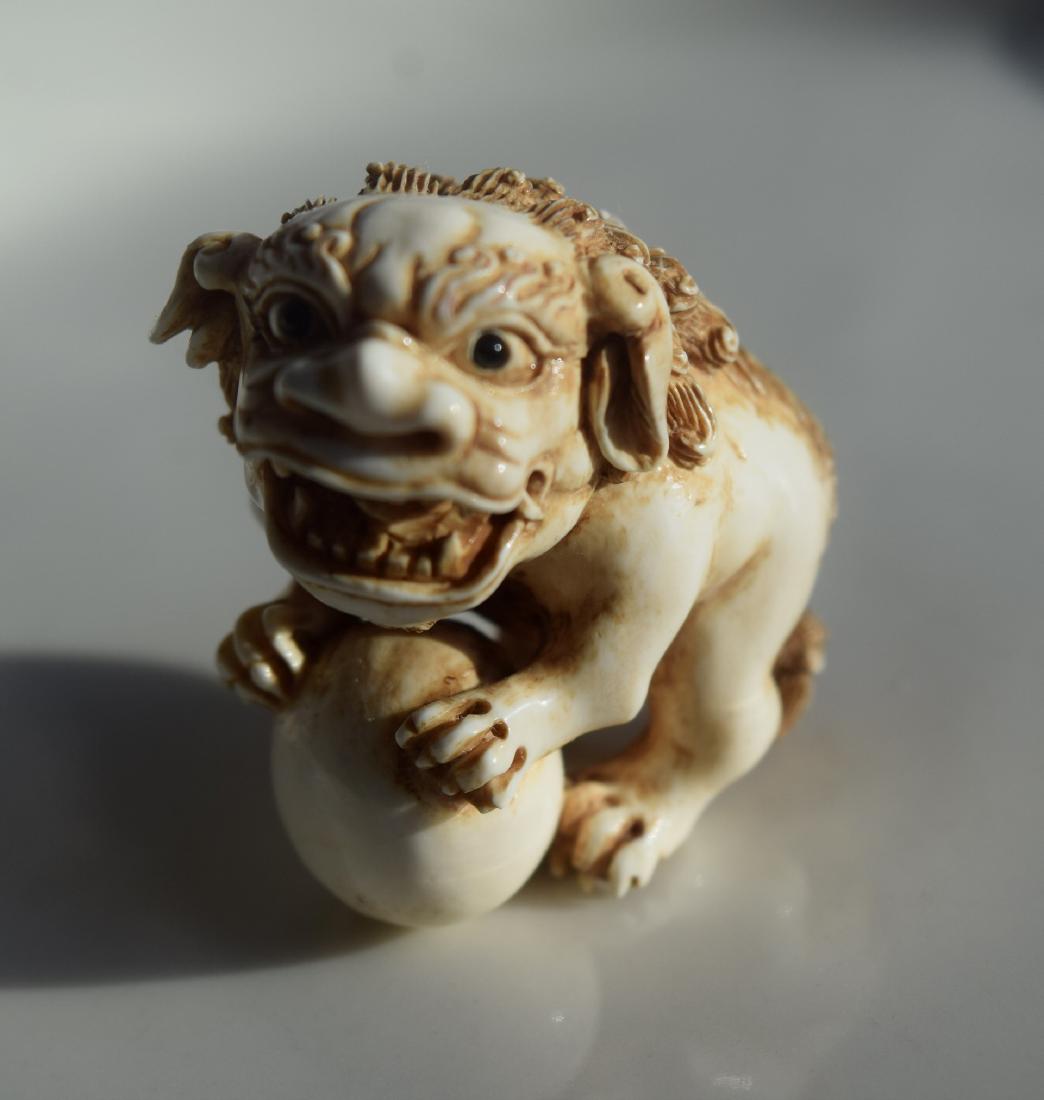 Antique Carved Lion Netsuke (1 of 4)