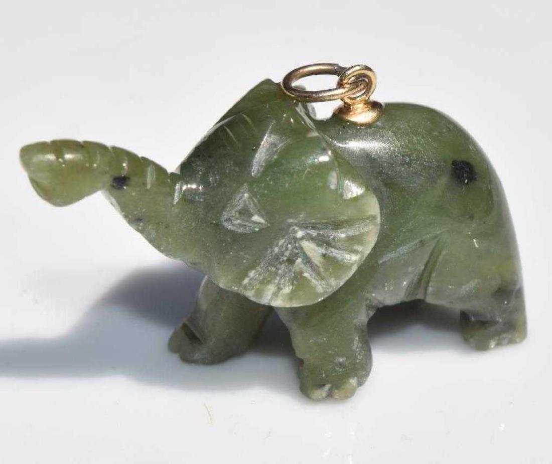 Vitnage Green Jade Elephant Pendant (1 of 1)