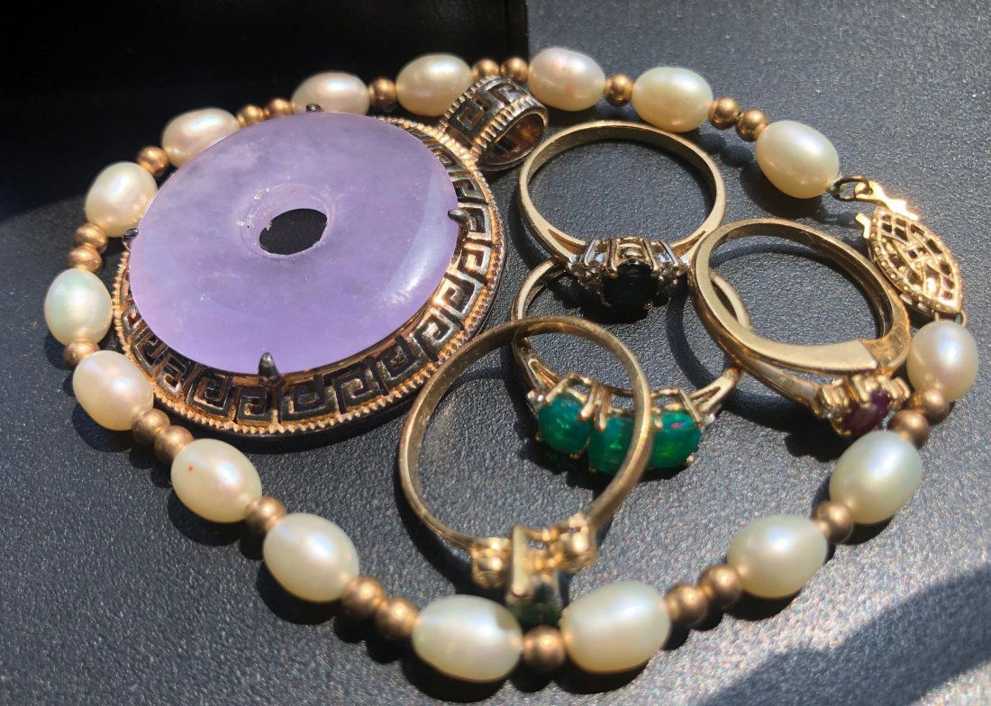 Group of 14K and10K Gold Emerald Ring and jade Pendant (1 of 3)