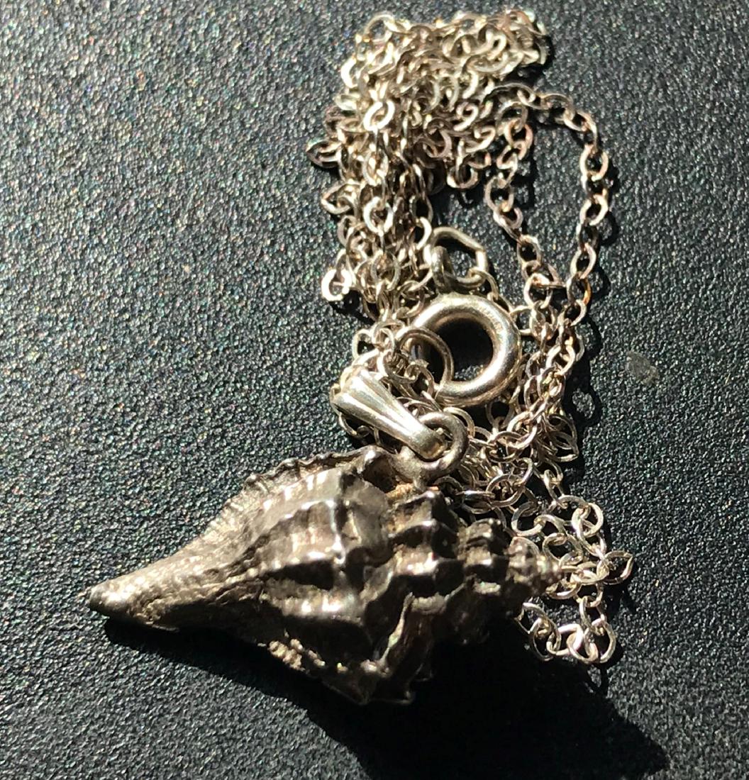 Antique Silver Shell Pendant Necklace (1 of 6)